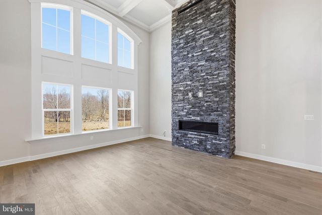 233 COFFMAN DR, Exton, PA 19341