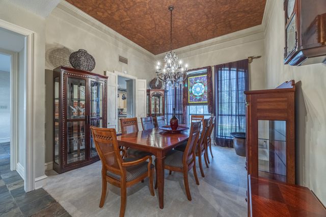 2200 Castle Rock Road, Arlington, TX 76006