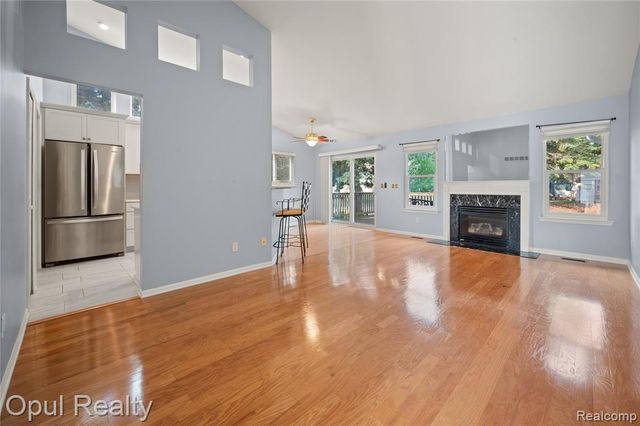 6351 Pembrook Drive, Westland, MI 48185