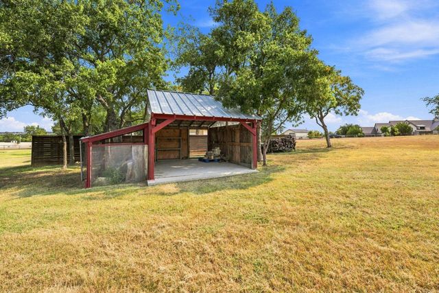 102 Valley View DR E, Leander, TX 78641