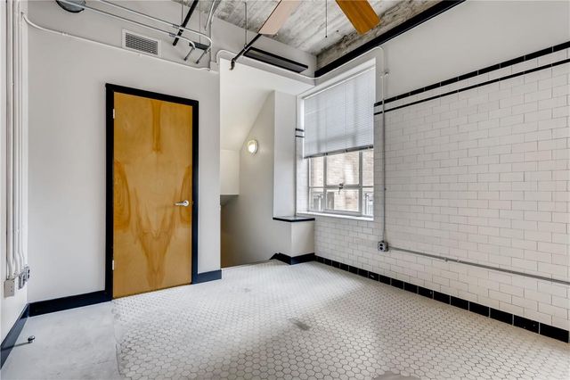 710 Colorado ST 4J, Austin, TX 78701