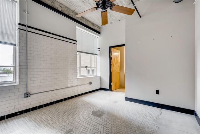 710 Colorado ST 4J, Austin, TX 78701