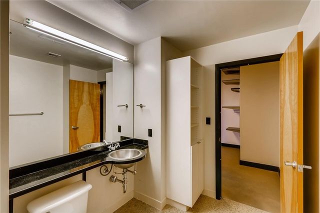 710 Colorado ST 4J, Austin, TX 78701