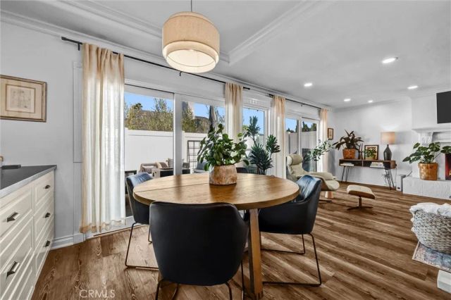 2504 University, Newport Beach, CA 92660