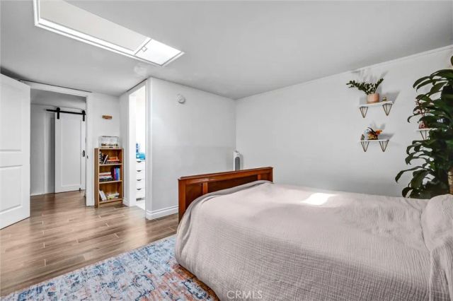 2504 University, Newport Beach, CA 92660