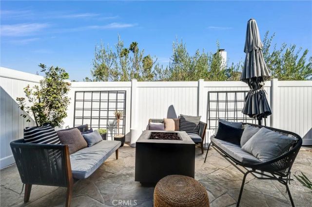 2504 University, Newport Beach, CA 92660