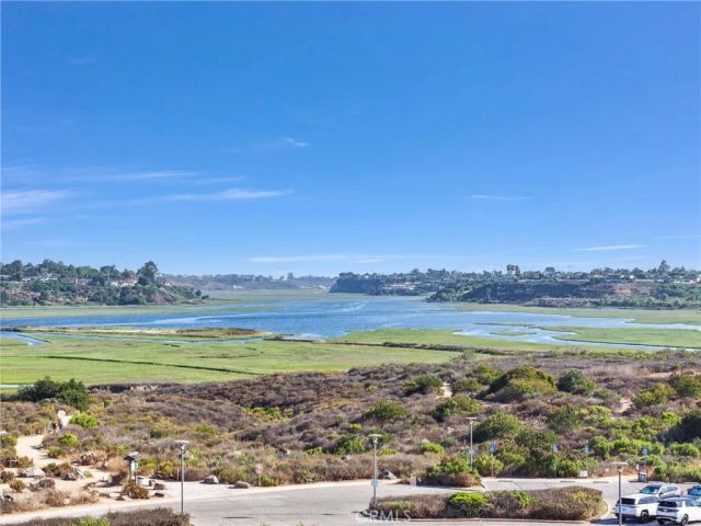 2504 University, Newport Beach, CA 92660