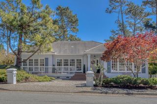 14 Stratford Place, Monterey, CA 93940