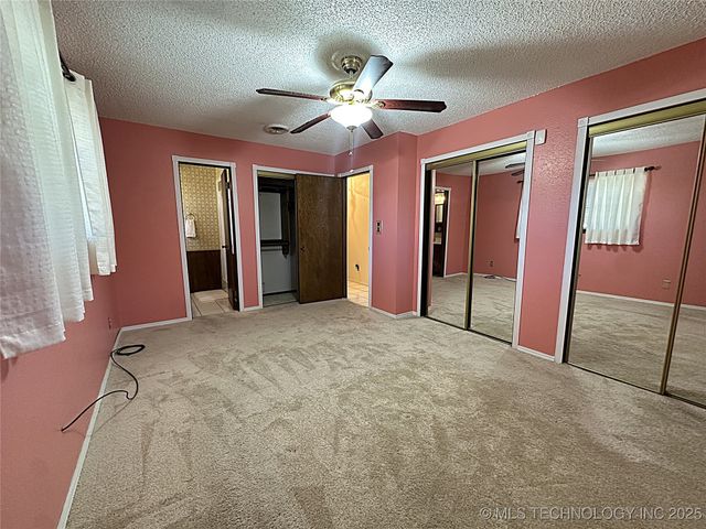 60 Town And Country, Ardmore, OK 73401