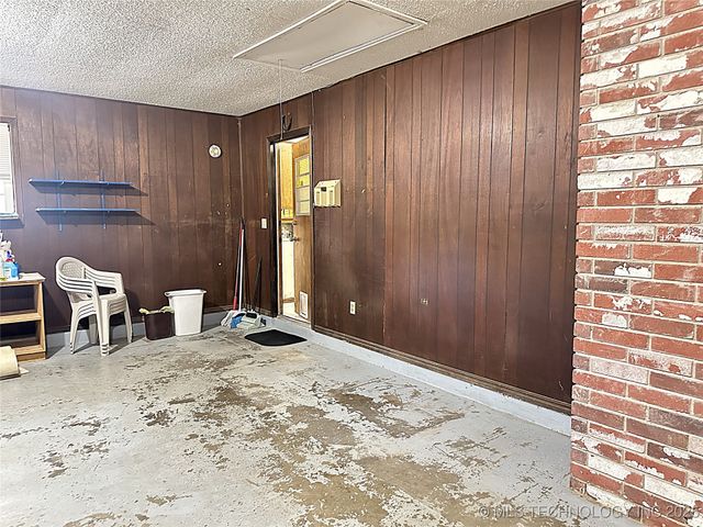 60 Town And Country, Ardmore, OK 73401