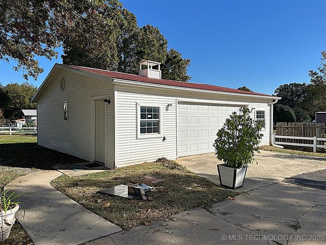 60 Town And Country, Ardmore, OK 73401