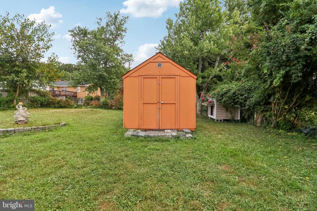 7100 SOUTHLAWN DR, Oxon Hill, MD 20745