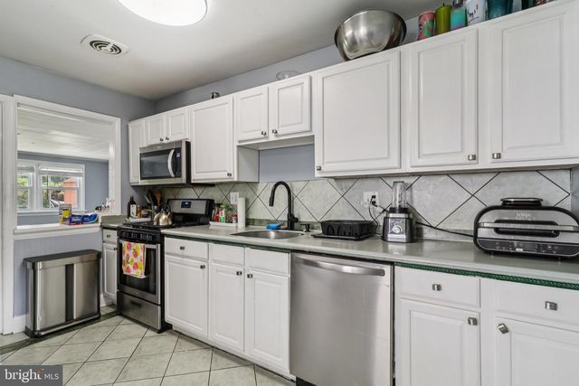 7100 SOUTHLAWN DR, Oxon Hill, MD 20745