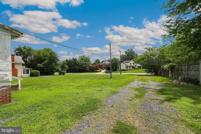 8208 MOUNT VERNON HWY, Alexandria, VA 22309