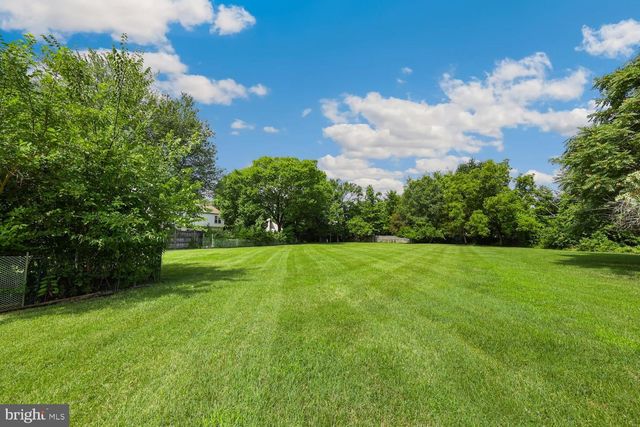 8208 MOUNT VERNON HWY, Alexandria, VA 22309