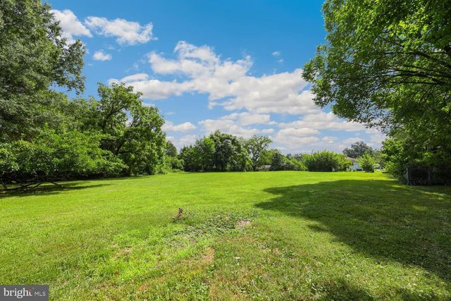 8208 MOUNT VERNON HWY, Alexandria, VA 22309