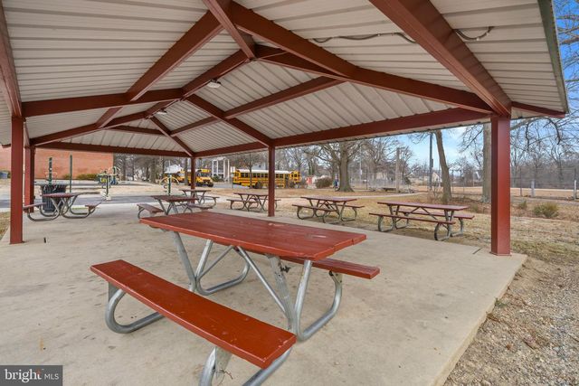 8208 MOUNT VERNON HWY, Alexandria, VA 22309