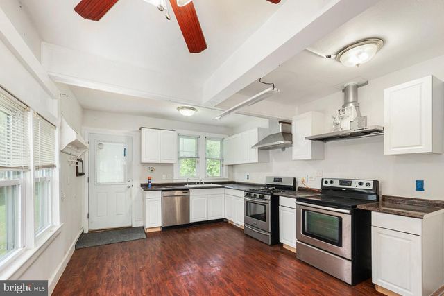 8208 MOUNT VERNON HWY, Alexandria, VA 22309