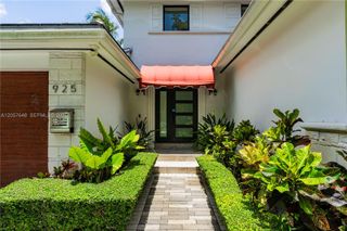 925 Algaringo Ave, Coral Gables, FL 33134