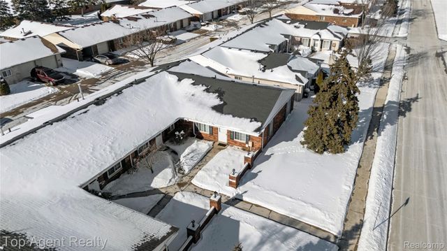 30623 Washington Boulevard, Warren, MI 48093