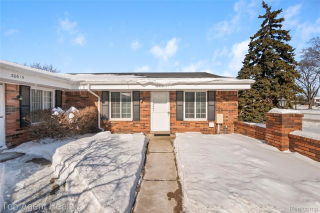 30623 Washington Boulevard, Warren, MI 48093