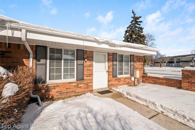 30623 Washington Boulevard, Warren, MI 48093