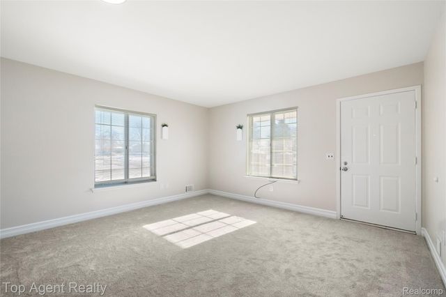 30623 Washington Boulevard, Warren, MI 48093