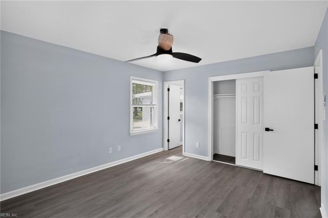 166 Beechmont DR, Newport News, VA 23608