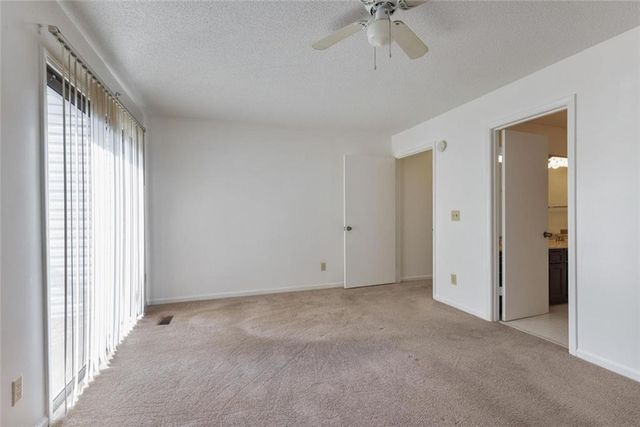 6 NW Fairway Drive NW, Kennesaw, GA 30144