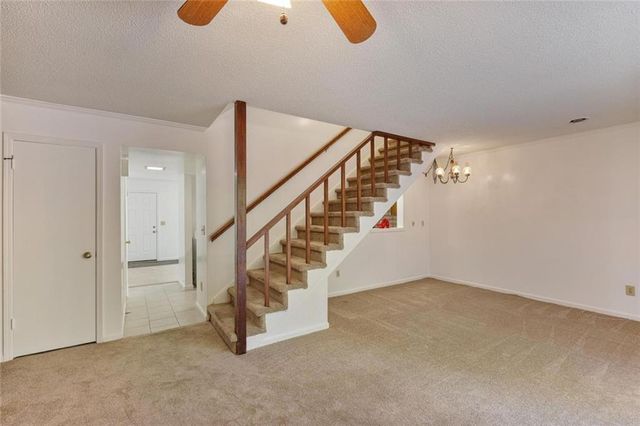 6 NW Fairway Drive NW, Kennesaw, GA 30144