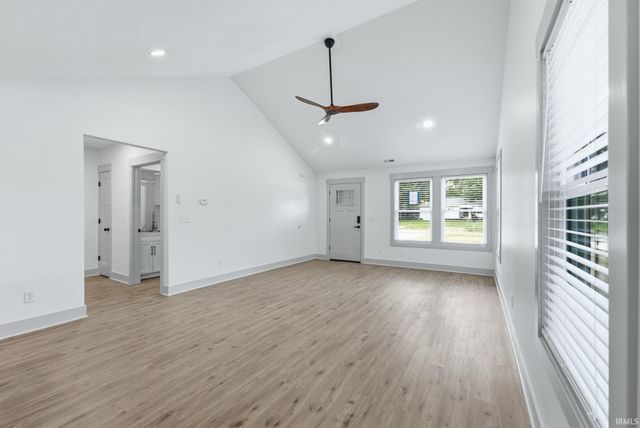 3708 Grayston Avenue, Fort Wayne, IN 46806