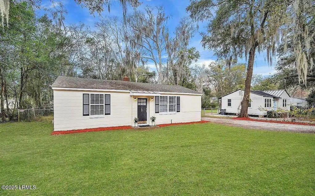 162 James Street, Beaufort, SC 29902