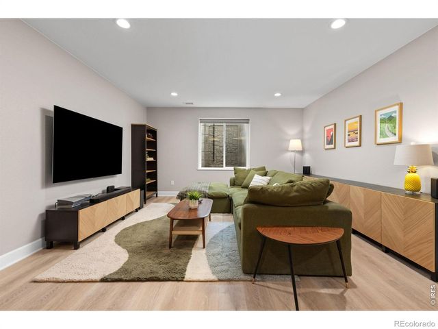 676 Stage Station Way, Lafayette, CO 80026