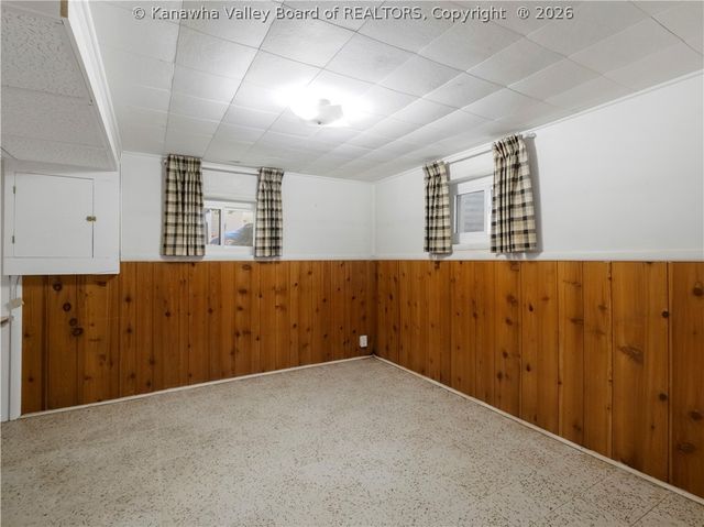 1413 Longridge Road, Charleston, WV 25314