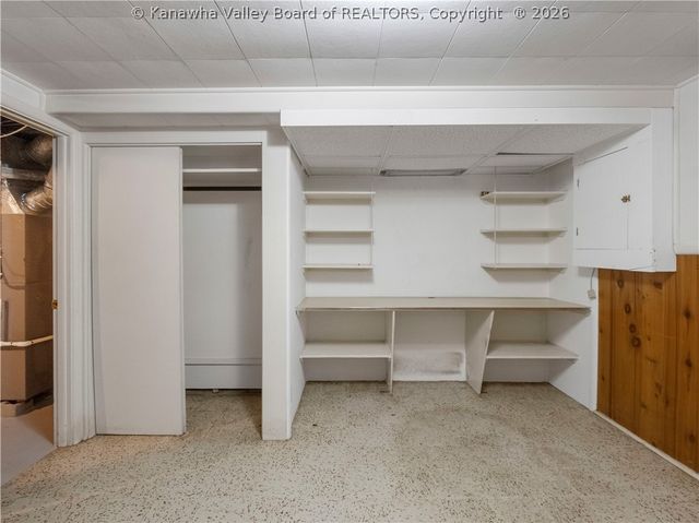 1413 Longridge Road, Charleston, WV 25314