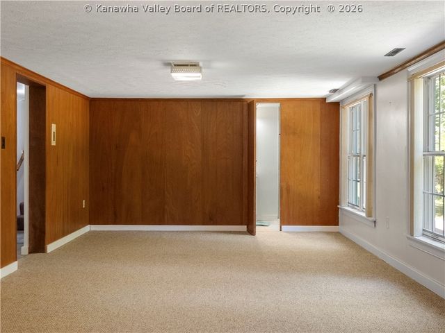 1413 Longridge Road, Charleston, WV 25314
