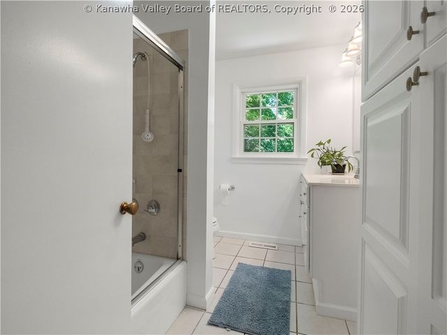 1413 Longridge Road, Charleston, WV 25314