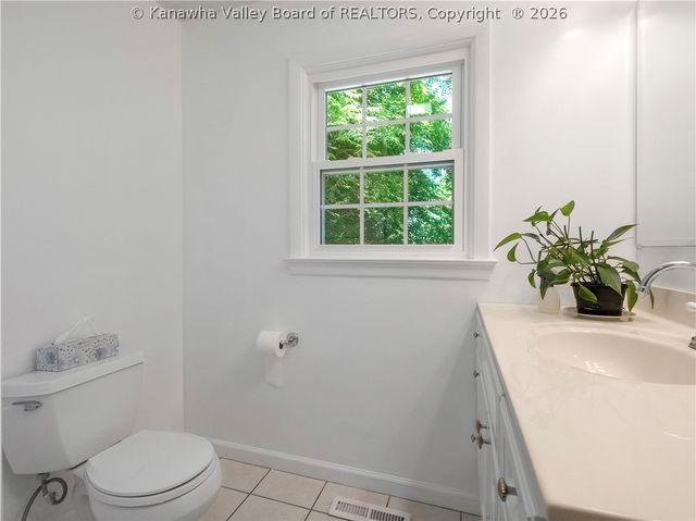 1413 Longridge Road, Charleston, WV 25314