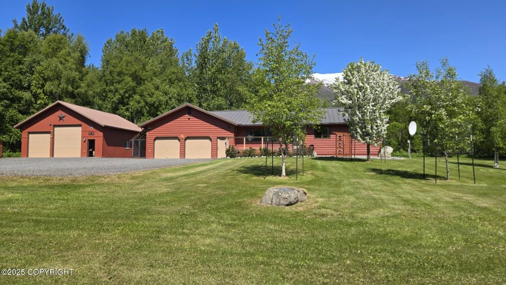 5853 E Edgerton Parks Road, Palmer, AK 99645