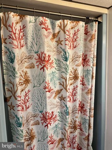 148 DIAMOND AVE, Pine Hill, NJ 08021