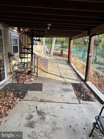 148 DIAMOND AVE, Pine Hill, NJ 08021