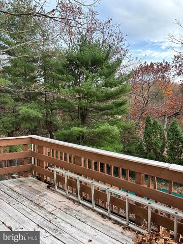 148 DIAMOND AVE, Pine Hill, NJ 08021