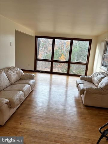 148 DIAMOND AVE, Pine Hill, NJ 08021