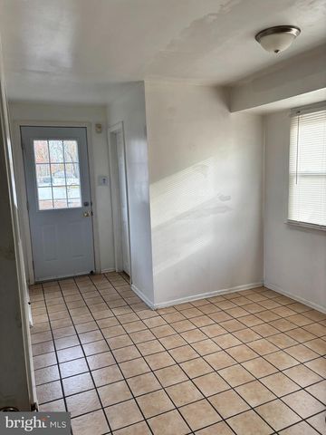 148 DIAMOND AVE, Pine Hill, NJ 08021