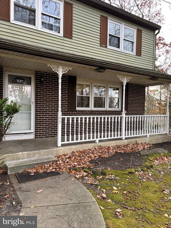 148 DIAMOND AVE, Pine Hill, NJ 08021