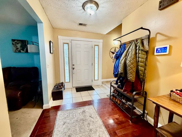 207 Rookwood Court, Richmond, KY 40475