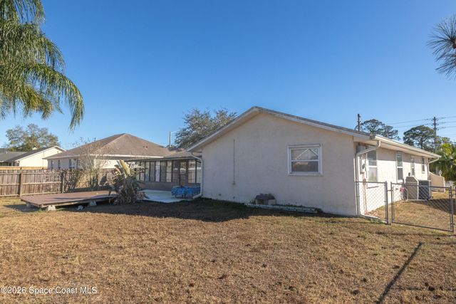 241 Emerson Drive NW, Palm Bay, FL 32907