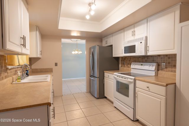 241 Emerson Drive NW, Palm Bay, FL 32907