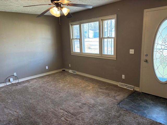 303 Highland Avenue, Monett, MO 65708