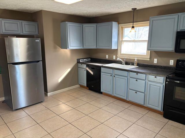 303 Highland Avenue, Monett, MO 65708